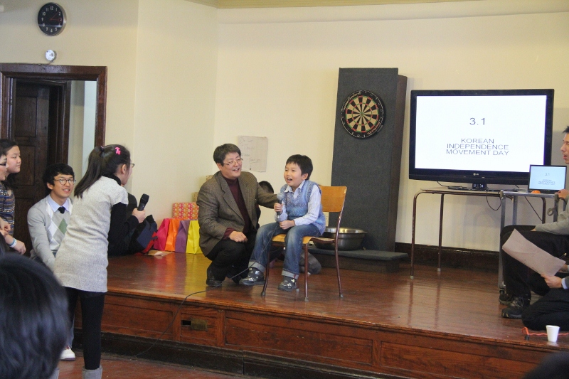 portrait Han Min 332 (800x533).jpg