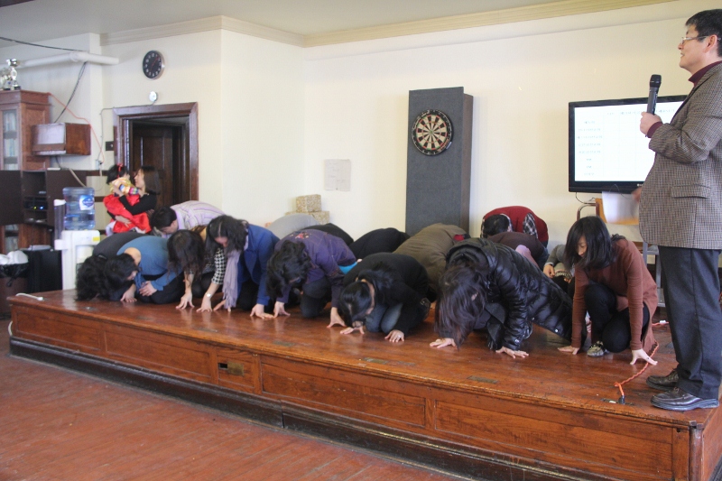 portrait Han Min 120 (800x533).jpg